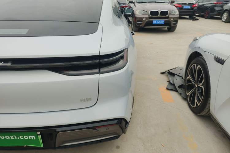 Used Geely Galaxy E8 2025 700 km Long-Range Intelligent Driving Version
