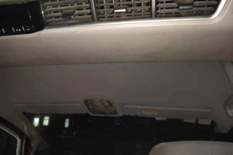 Used JAC Refine M4 2017 1.9T Diesel Manual Luxury Model