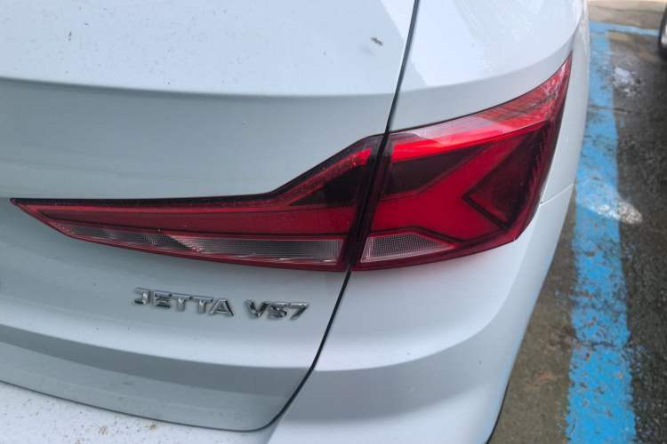 Used Jetta VS7 2022 280TSI Automatic Trend Edition Right Rear Taillight