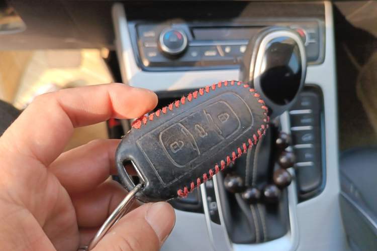 Used Geely Auto Emgrand X7 Sport 2016 1.8TD Automatic ZhiShang Model