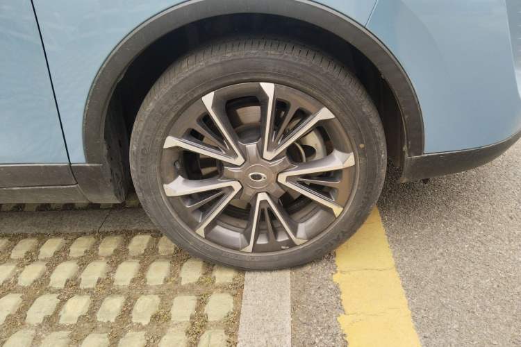 Used ORA iQ 2018 High-Range Version Smart Connectivity Model
