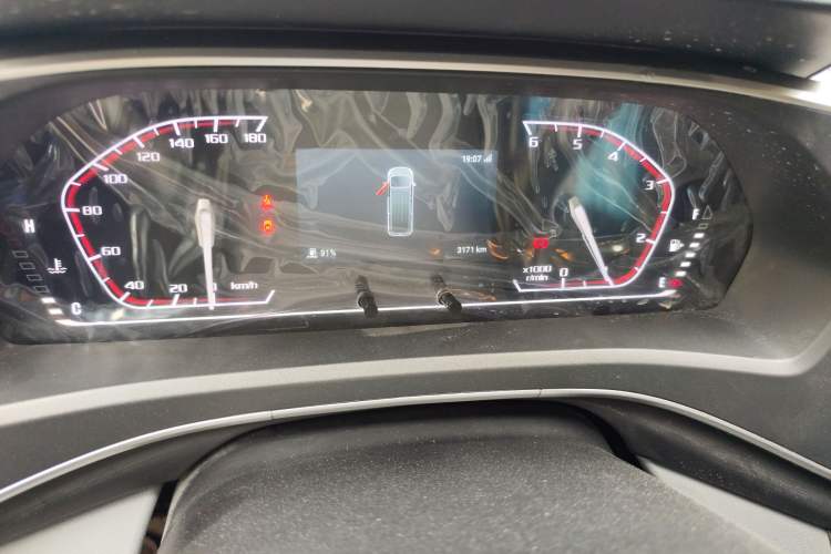 Used SAIC MAXUS Xintu V80 2024 Facelift Aoyuntong 6MT Long Wheelbase Mid-Top Version 147 Ps 10 Seats