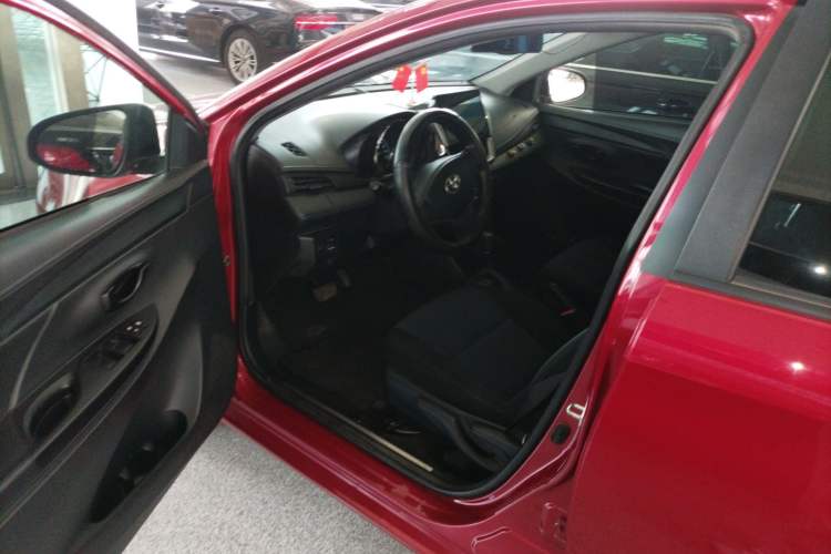 Used Toyota YARiS L Zhi Xiang 2017 1.5E CVT Dynamic Edition