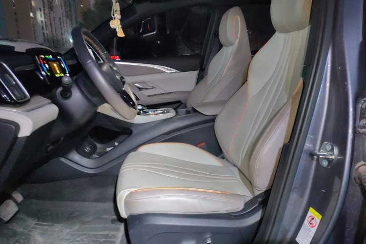 Used BYD Song Pro New Energy 2024 HONOR Edition DM-i 71KM Navigation Model