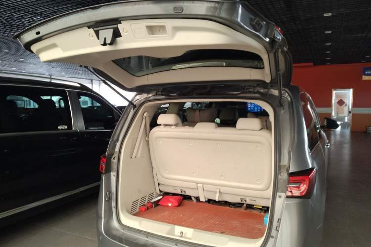 Used Buick GL8 2020 Land Business Class 652T Luxury Model