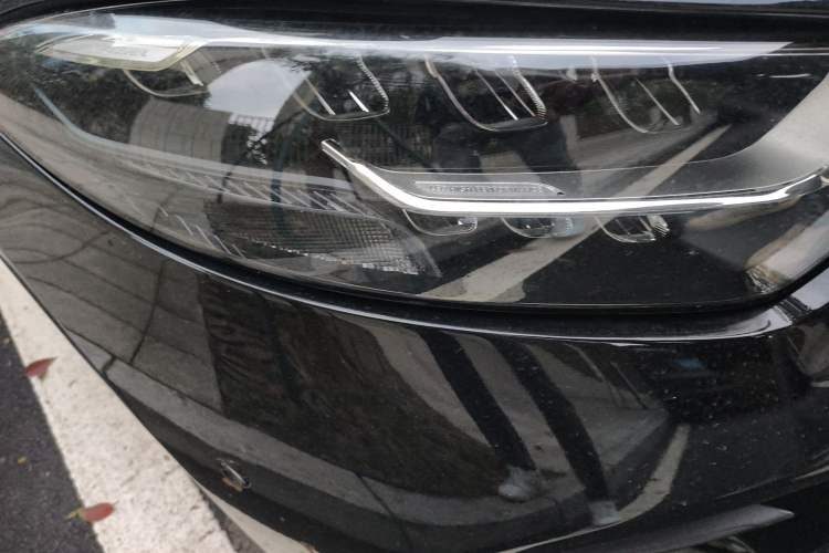 Used Mercedes-Benz CLS 2018 CLS 300 Luxury Model
