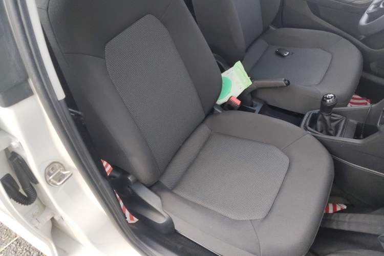 Used Volkswagen Jetta 2017 1.5L Manual Fashion Edition