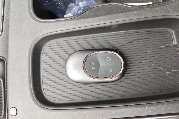 Used Nio ET5 2022 75 kWh Interior 1