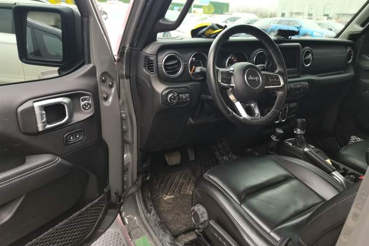 Used Jeep Wrangler 2021 2.0T Sahara Four-Door Edition