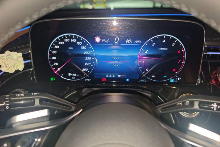 Used Mercedes-Benz E-Class 2025 E 300 L Luxury Model
