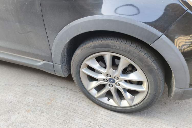 Used Ford Edge 2016 EcoBoost 245 Four-Wheel Drive Titanium 7-Seater