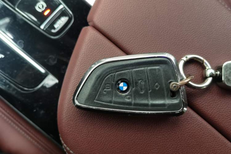Used BMW 5 Series 2021 530Li Leading Model M Sport Package Vehicle Key