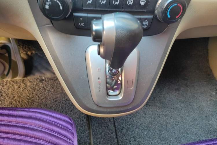 Used Honda CR-V 2010 2.0L automatic two-wheel drive urban version
