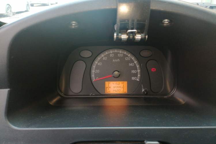 Used Wuling Zhiguang 2020 1.2L Practical Model China VI LSI