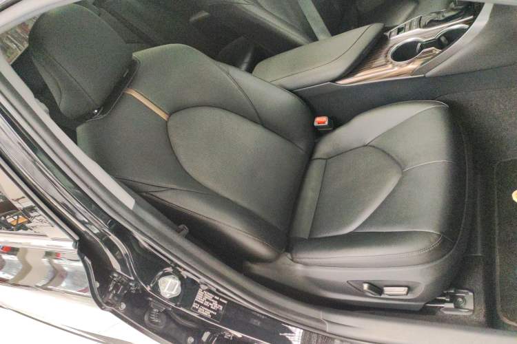 Used Toyota Camry 2019 2.5G Luxury Edition China VI Standard Right Front Seat