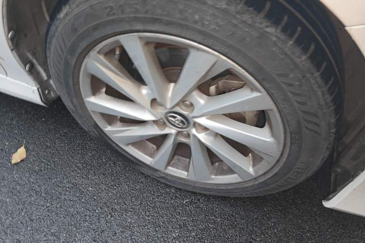 Used Toyota Camry 2021 2.0G Luxury Edition Right Front Wheel Hub