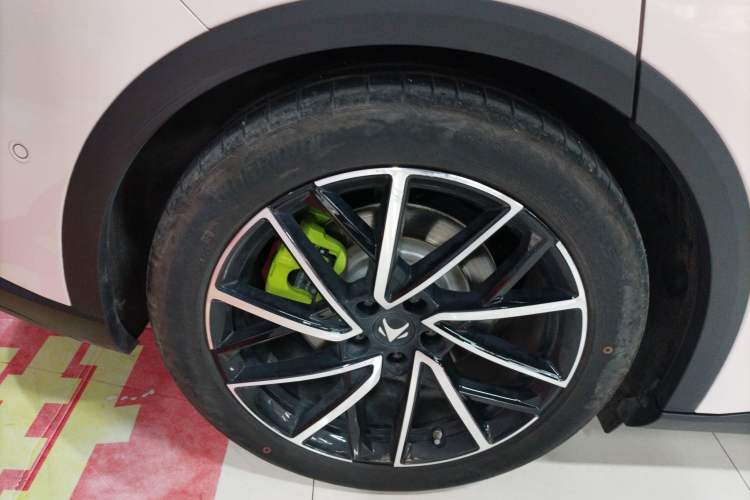 Used ARCFOX Alpha S5 2024 560MAX 185kW
