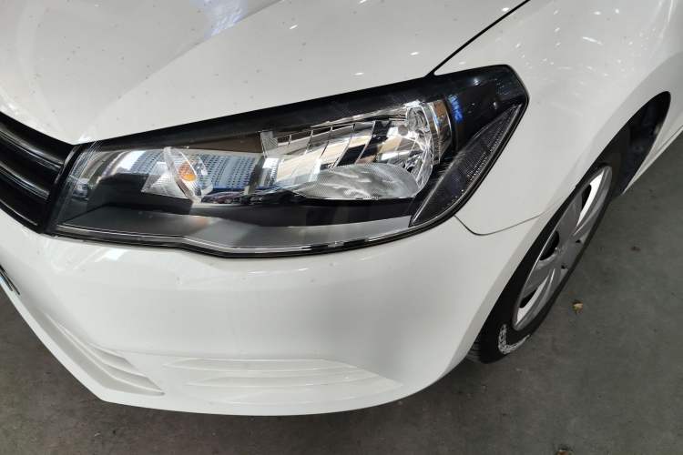 Used Volkswagen Jetta 2015 1.4L Manual Fashion Model