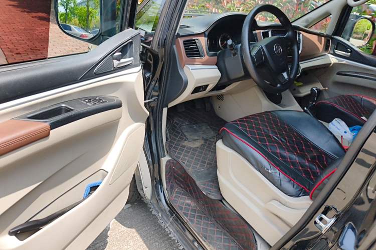 Used FORTHING Lingzhi 2019 M5L 1.6L 9-Seater Base Model China VI Standard