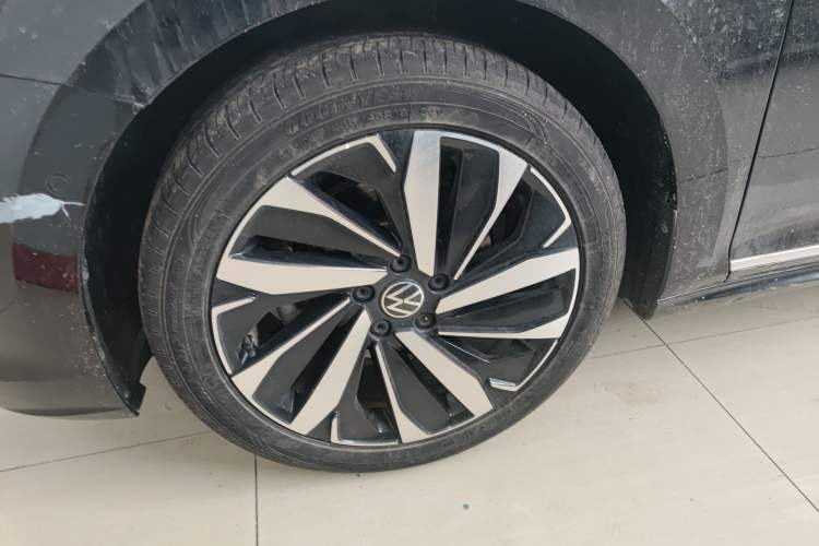 Used Volkswagen Passat 2022 330TSI Luxury Edition
