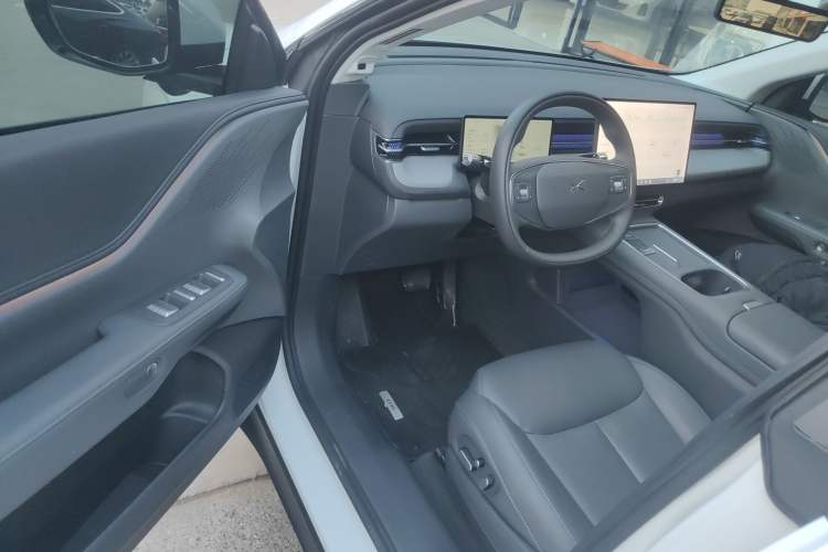 Used XPeng G6 2025 625 Long-Range Max Flagship Edition Driver Seat