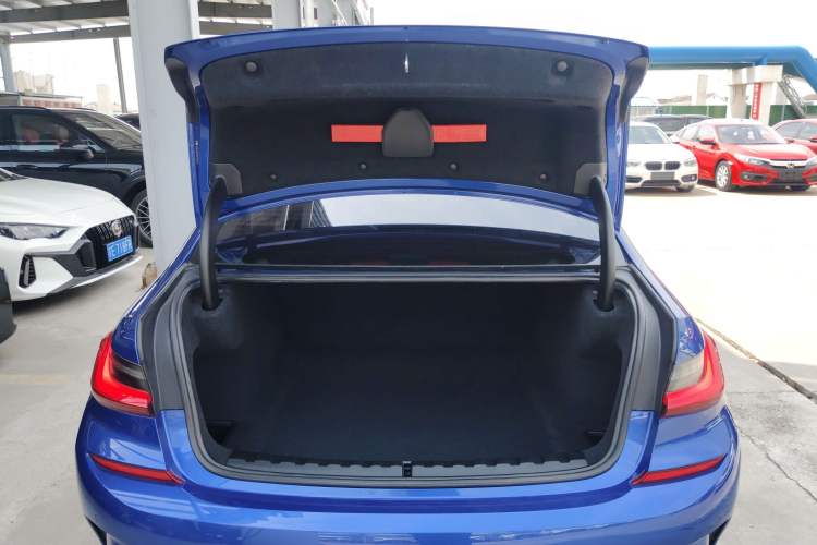 Used BMW 3 Series 2020 325Li M Sport Package Trunk