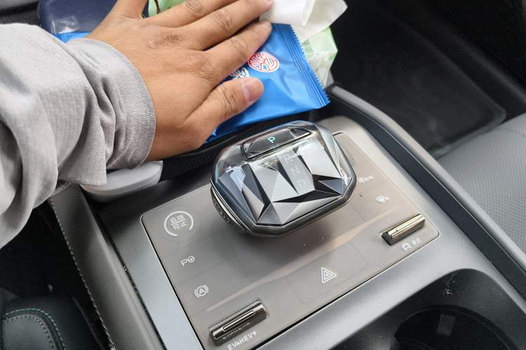 Used BYD Qin L 2025 DM-i Smart Drive 80KM Leading Model