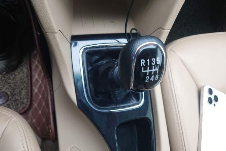 Used Baojun 730 2016 1.5T Manual Luxury Edition 7 Seats
