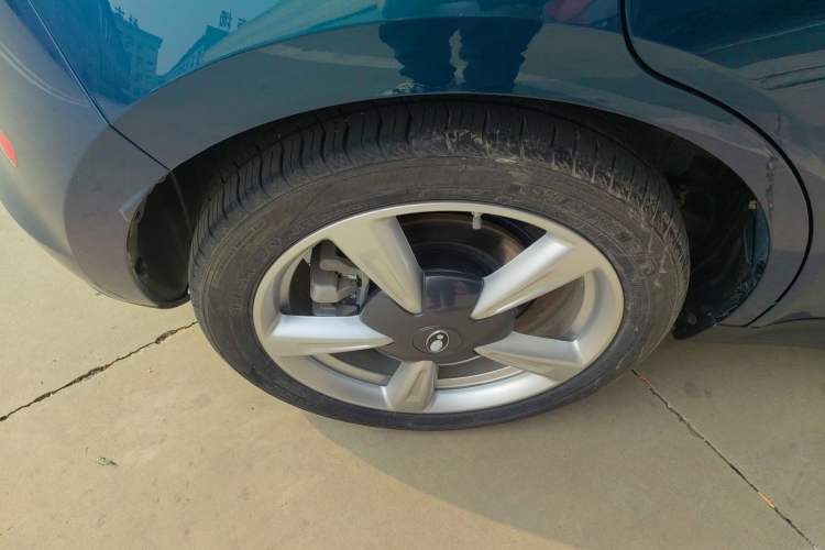 Used ORA Good Cat 2023 401 km Standard Range Prestige Version Lithium Iron Phosphate Exterior 5