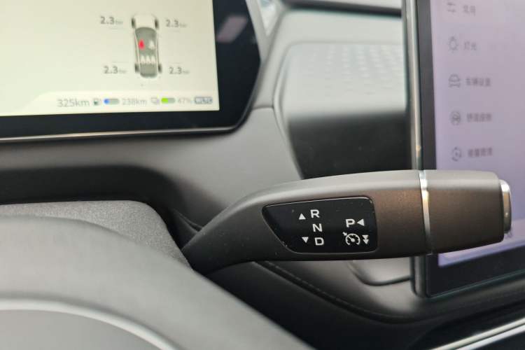 Used Deepal SL03 2023 200Max Range-Extended Version
