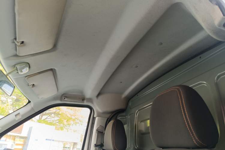 Used CHANGAN KAICHENG Ruixing M60 2023 1.5L GDI Comfort Van 2-Seater Headliner