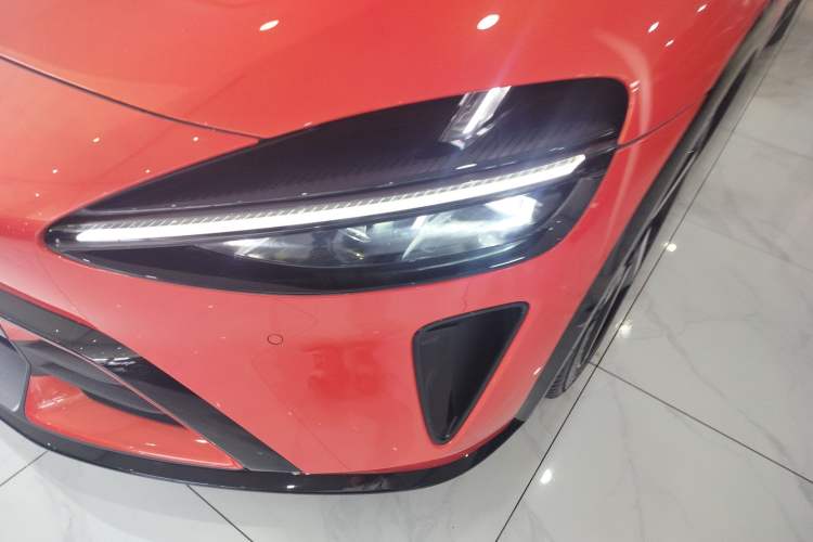 Used Xiaomi Auto YU7 2025 Ultra-Long Range High-Performance All-Wheel-Drive Max Edition