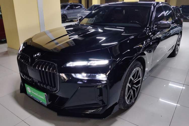 Used BMW 7 Series 2023 735Li M Sport Package