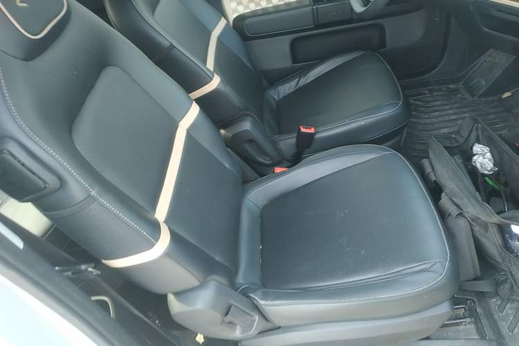 Used Baojun KiWi EV 2021 Artist Model Ternary Lithium
