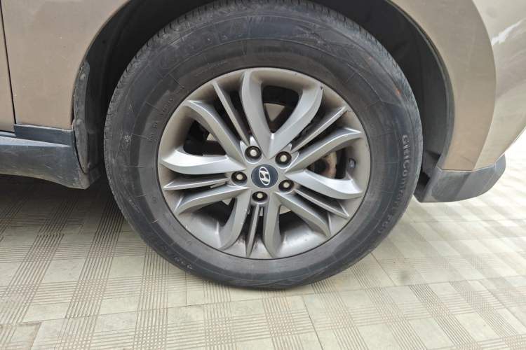 Used Hyundai ix35 2013 2.0L Automatic Two-Wheel Drive Smart GLS China IV Standard
