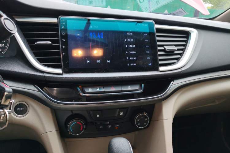 Used Buick GT 2015 15N Automatic Elite Version Audio And AC Panel