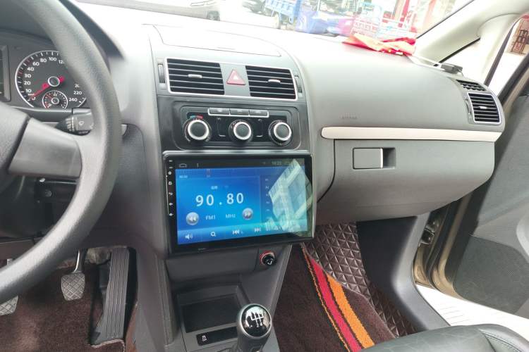 Used Volkswagen Touran 2015 1.4T Manual Comfort Edition 5-Seater
