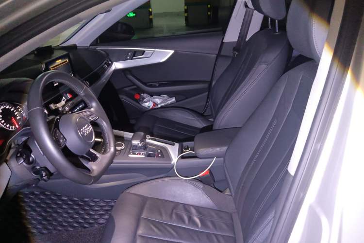 Used Audi A4L 2019 45 TFSI quattro Individual Sport Edition China V
