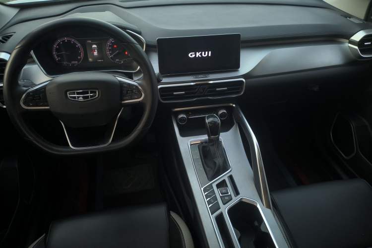 Used Geely Auto Coolray 2020 PRO 240T DCT Hunter Center Console