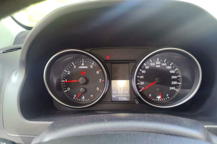 Used Haval H6 2016 Upgraded Model 1.5T Manual Two-Wheel Drive Elite Version Instrument Cluster