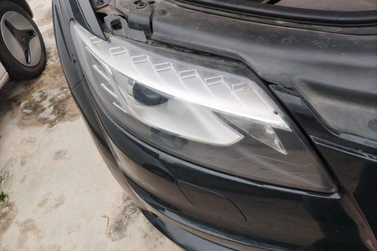 Used Audi Q7 2012 3.0 TFSI Ambition (200kW) Right Front Headlight