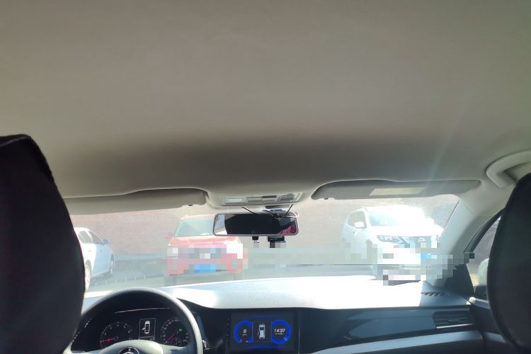 Used Volkswagen Bora 2019 1.5L Automatic Fashion Model Headliner