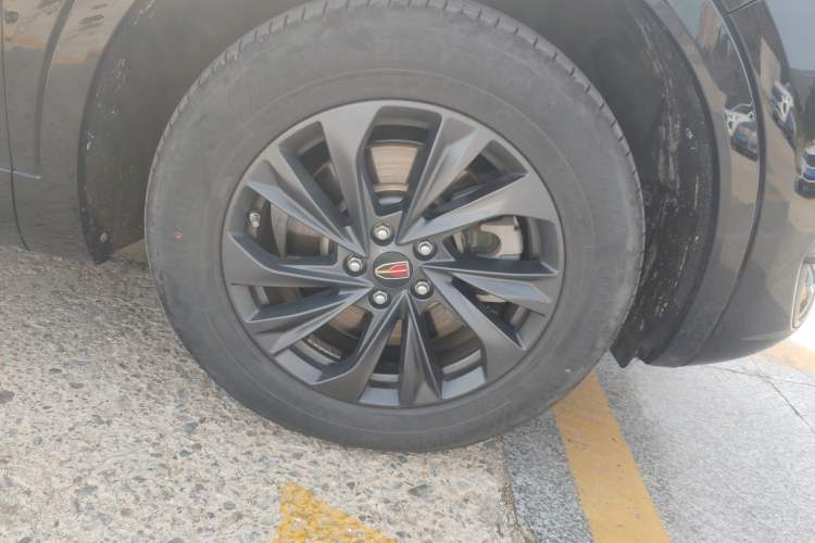 Used Hongqi HS5 2023 2.0T Qixiang Pro Edition
