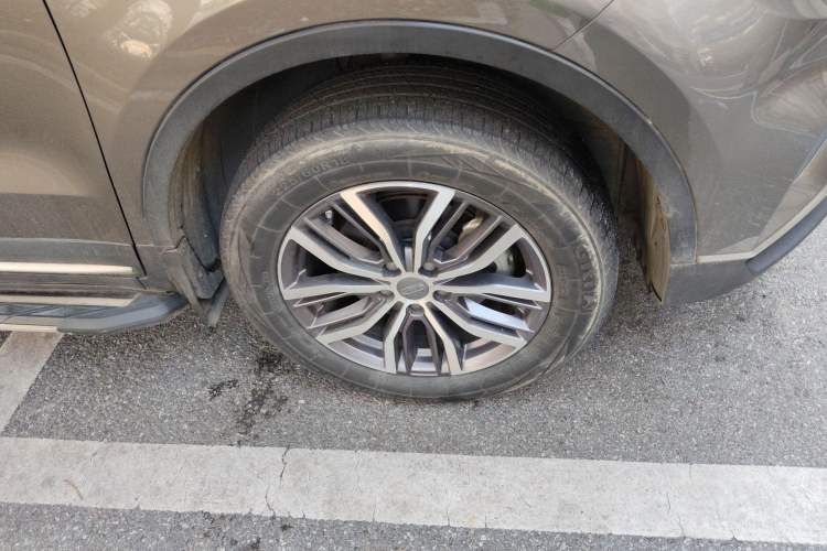 Used Geely Auto Emgrand X7 Sport 2020 1.8TD DCT ZhiZun PRO