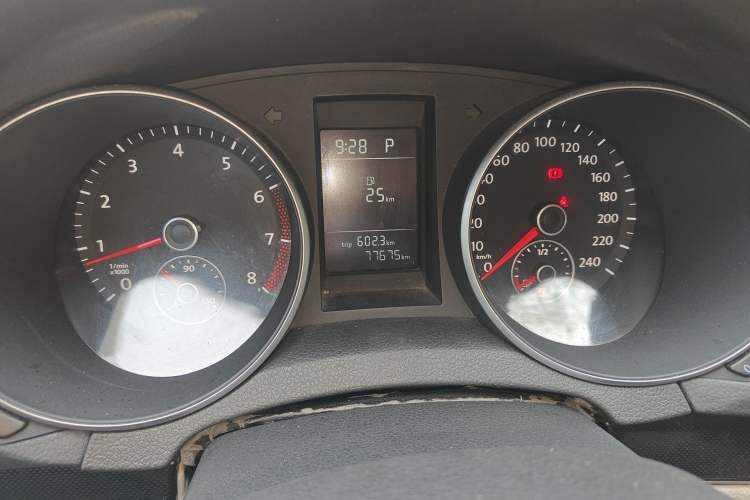 Used Volkswagen Golf 2011 1.4 TSI Automatic Comfort Model
