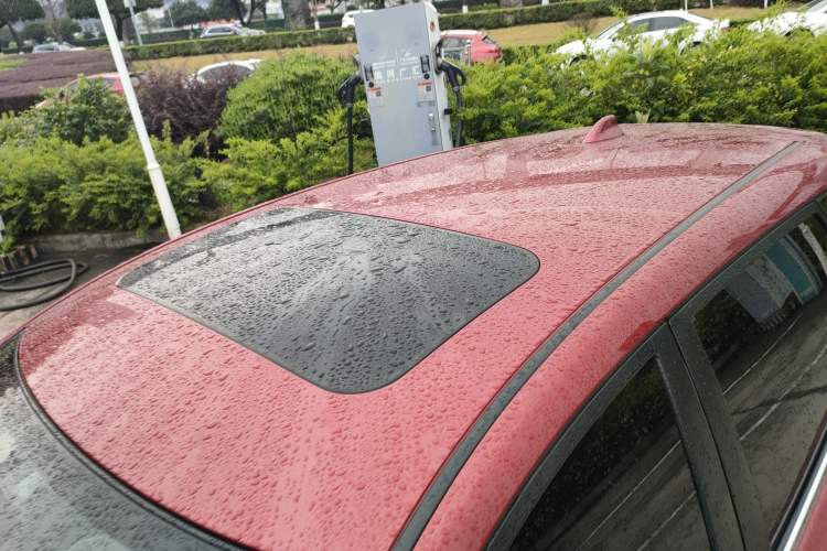 Used Nissan Tiida 2021 1.6L CVT Smart Drive Edition Roof