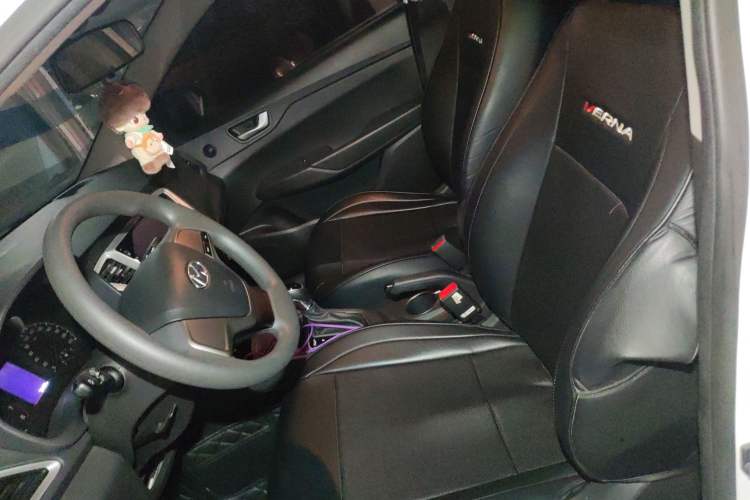 Used Hyundai Verna (new generation) 2016 1.4L Automatic Cool Edition GLS Left Front Seat