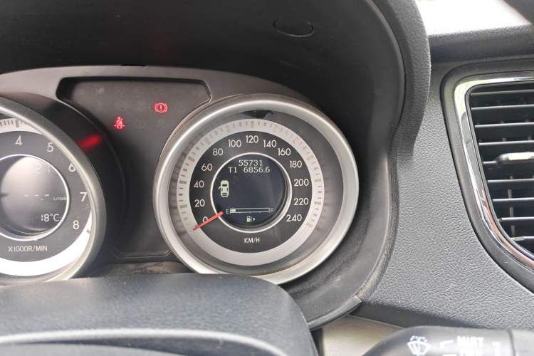 Used Bestune B90 2012 2.0L manual Comfort trim level
