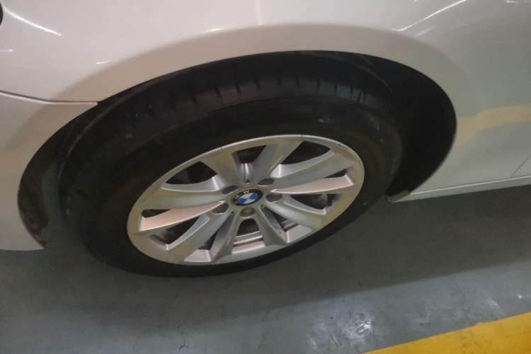 Used BMW 5 Series 2017 520Li Elegant Edition
