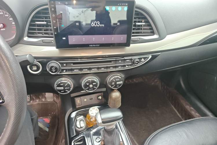 Used GAC Trumpchi GA6 2016 235T DCT Luxury Edition Audio And AC Panel